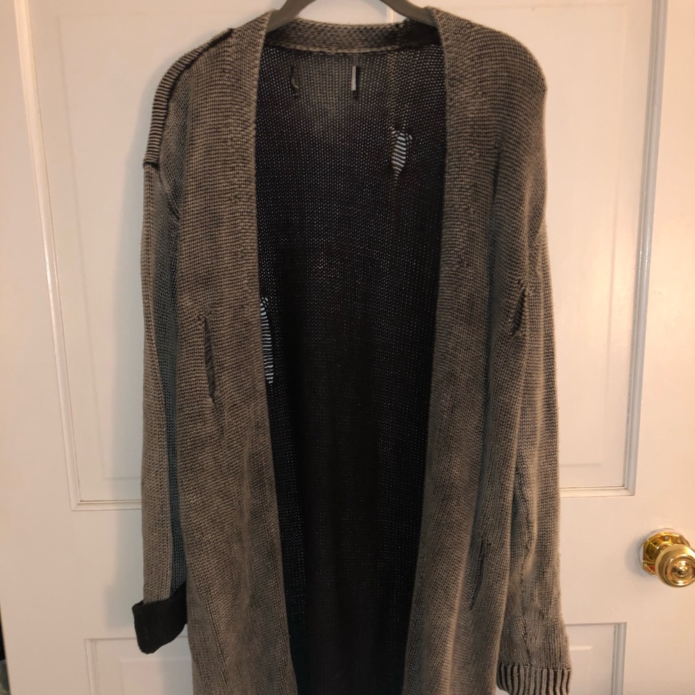 Long distressed cardigan